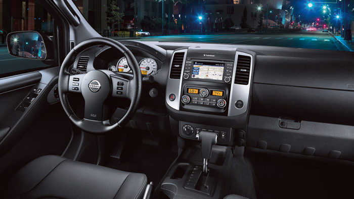 2016-nissan-frontier-interior-console-large.jpg