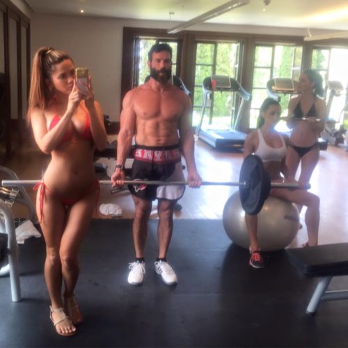 dan-bilzerian-chicken-legs.jpg