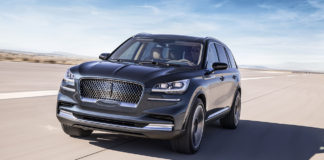 Lincoln presenta Aviator en Nueva York