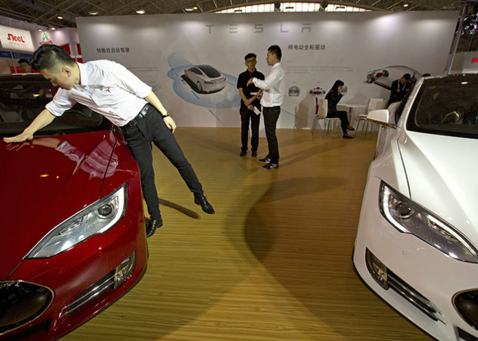Tesla y Ford podrían verse afectados por guerra comercial EU-China