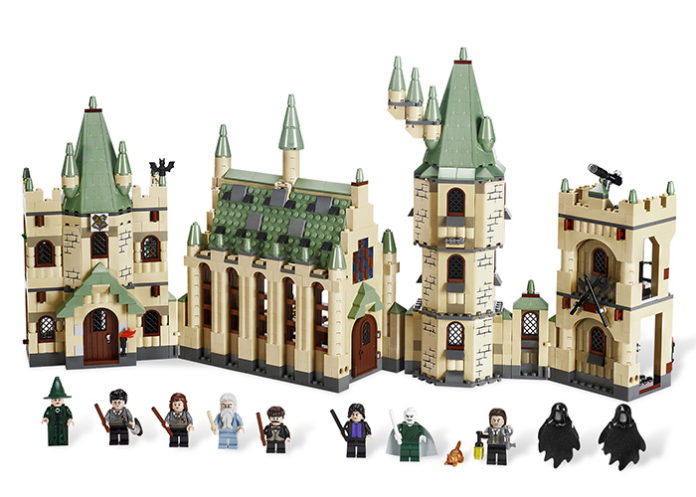 El castillo de Hogwarts desde la visión de Lego