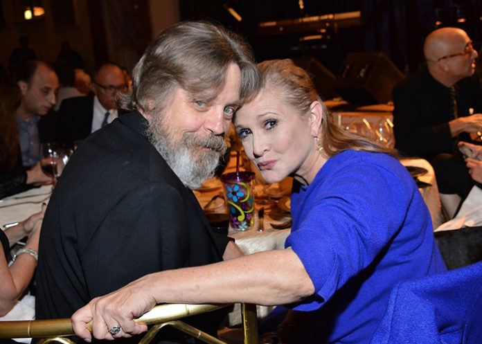 Mark Hamill pide que Carrie Fisher ocupe el lugar de Trump en el Paseo de la Fama