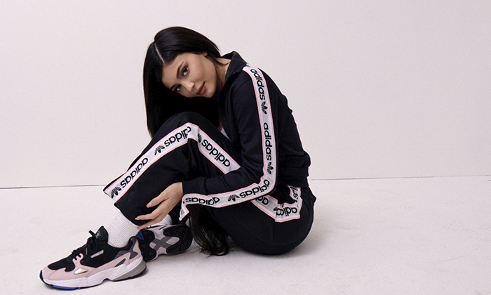 Adidas presenta el segundo drop de Falcon de la mano de Kylie Jenner