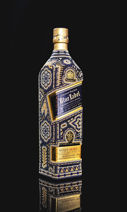 Johnnie Walker rinde homenaje al arte huichol