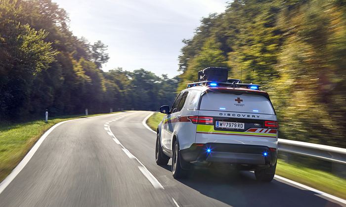 Un Land Rover Discovery salvavidas al servicio de la Cruz Roja de Austria