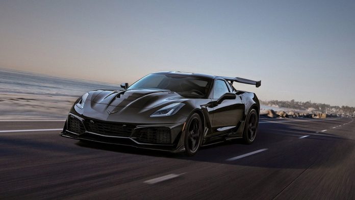 General Motors patenta ‘puertas motorizadas’ para el Chevrolet Corvette