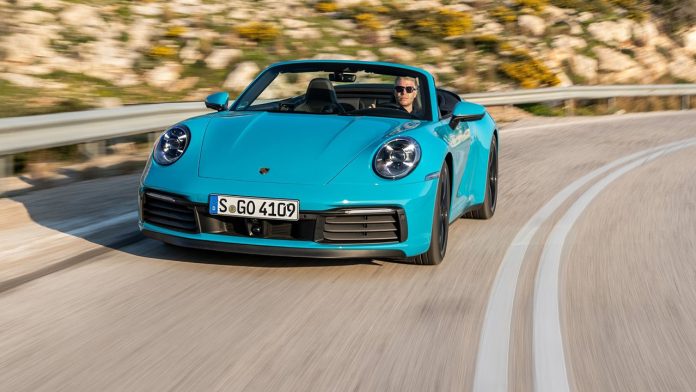 Nuevo Porsche 911 reduce una vez más su peso