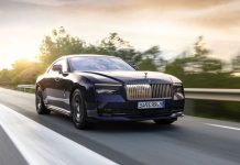 Rolls-Royce admite que sus clientes no quieren renunciar al motor de combustión