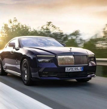 Rolls-Royce admite que sus clientes no quieren renunciar al motor de combustión