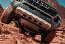 Toyota no se va de México, pero el mensaje es incómodo