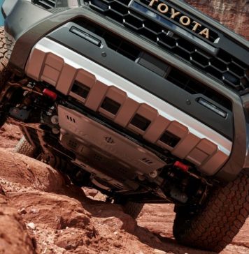 Toyota no se va de México, pero el mensaje es incómodo